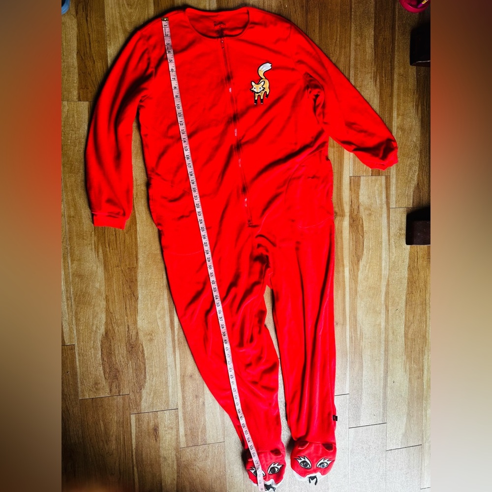 Nick & Nora red Fox footed pj's L
